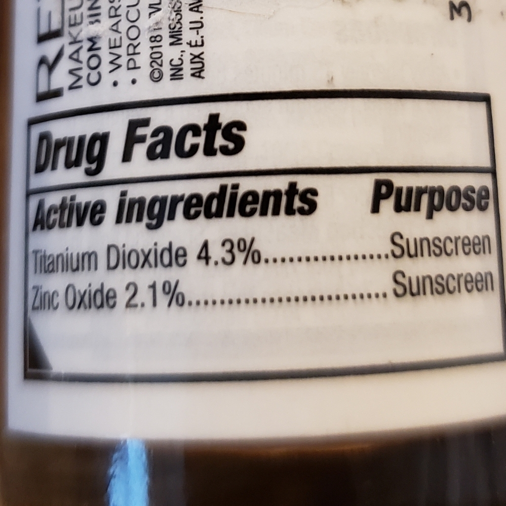 Revlon color stay foundation - Picture 6 of 7